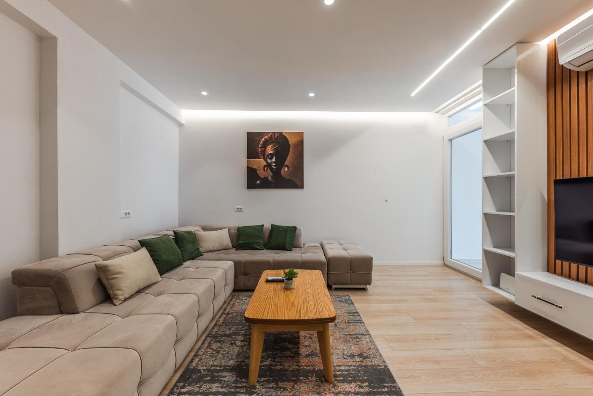 Mumba Apartments By Kondo Stays Tirana Bagian luar foto